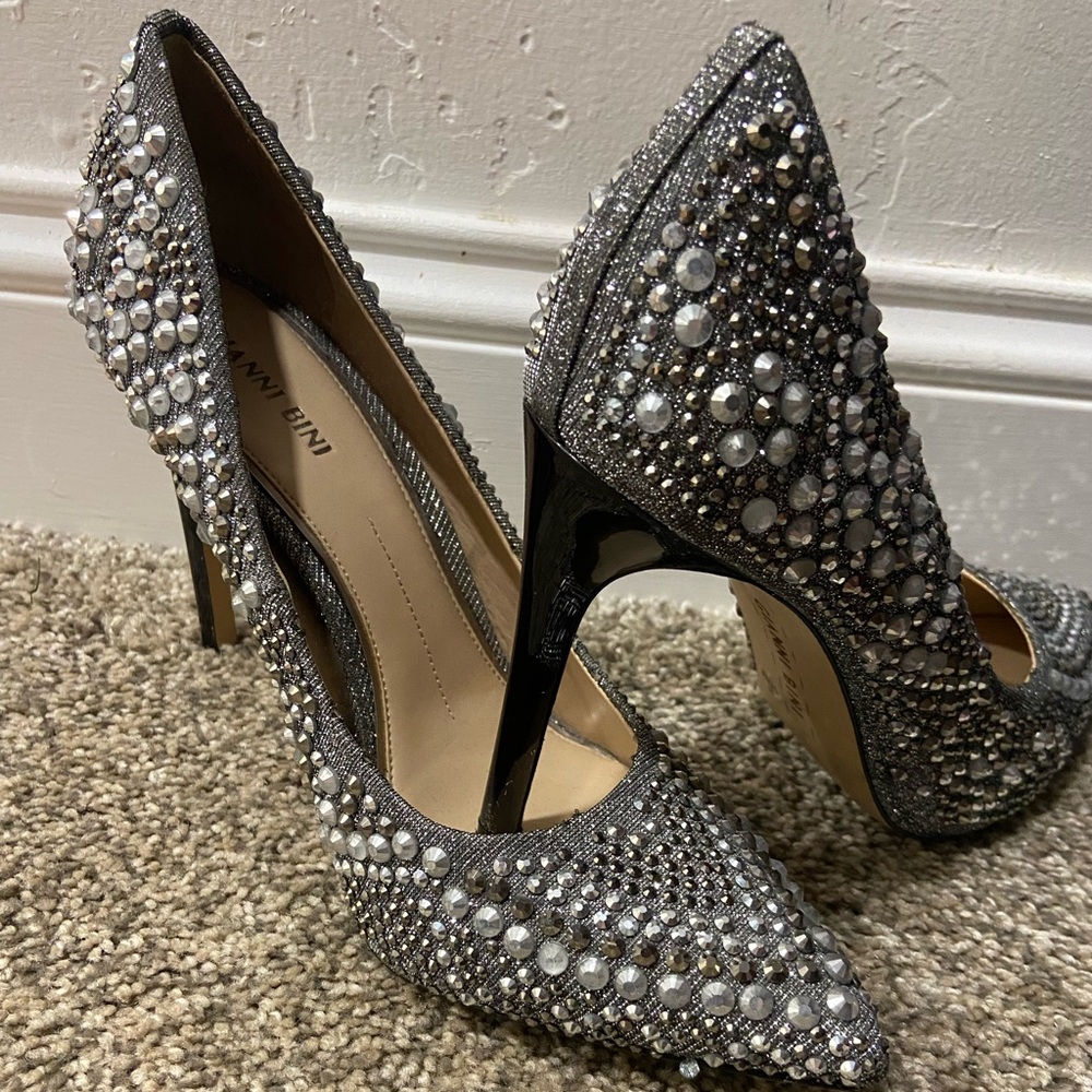 Gianni Bini beaded heels